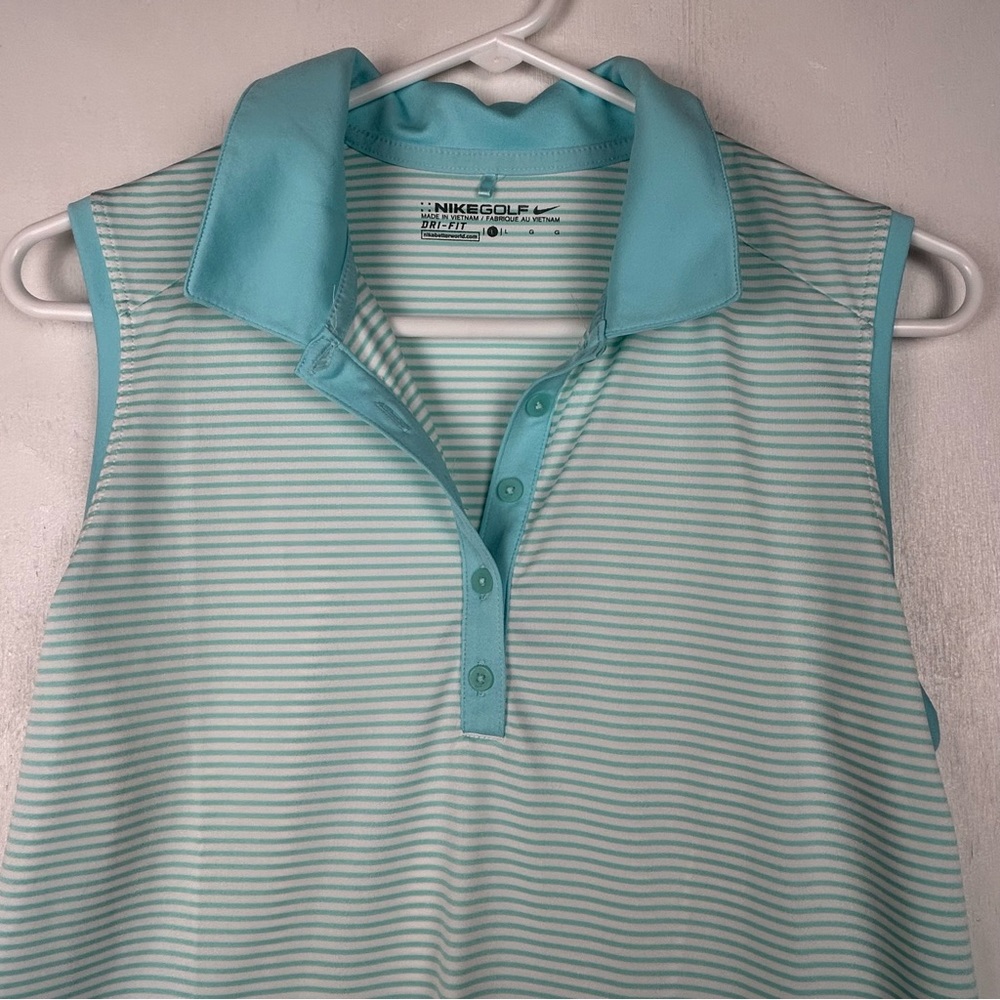 **SOLD**Nike | NIKEGOLF women’s sleeveless blue/green shirt top 1/4 button polo - Picture 3 of 16